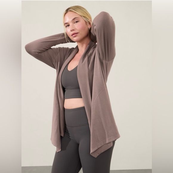 Athleta Pranayama Wrap | Dusty Rose size M - Picture 3 of 15